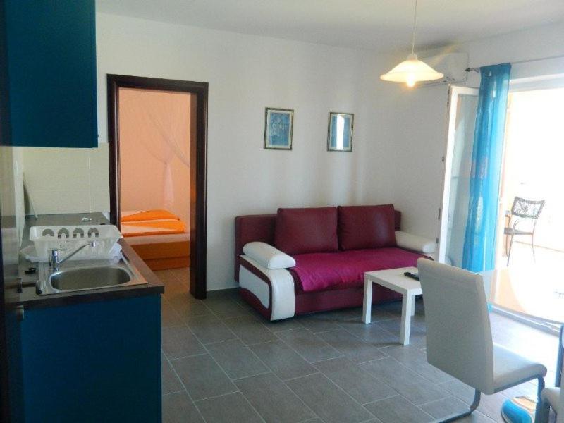 Hacienda Valmare Apartment Brela Bagian luar foto